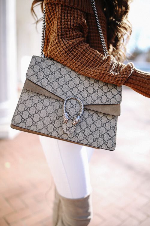 GUCCI Dionysus Shoulder Bag