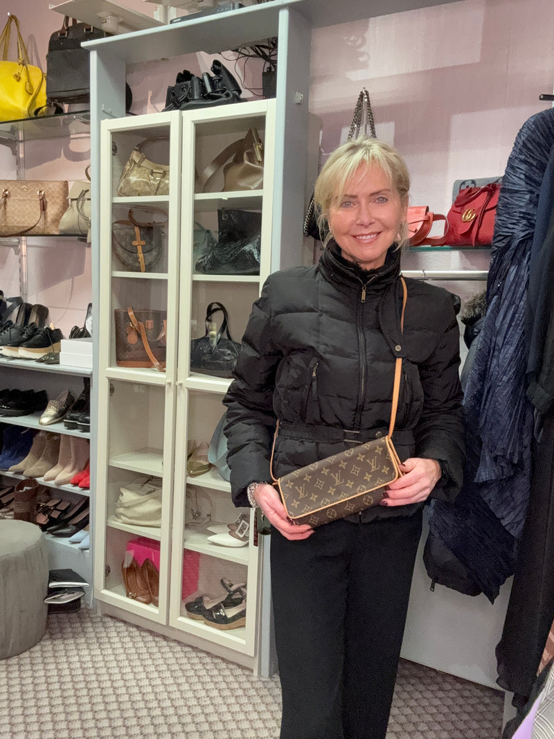 LOUIS VUITTON Twin GM Pochette