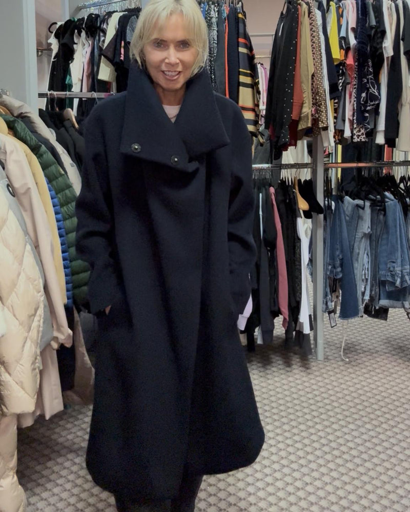 DOROTHEE SCHUMACHER Coat Size L