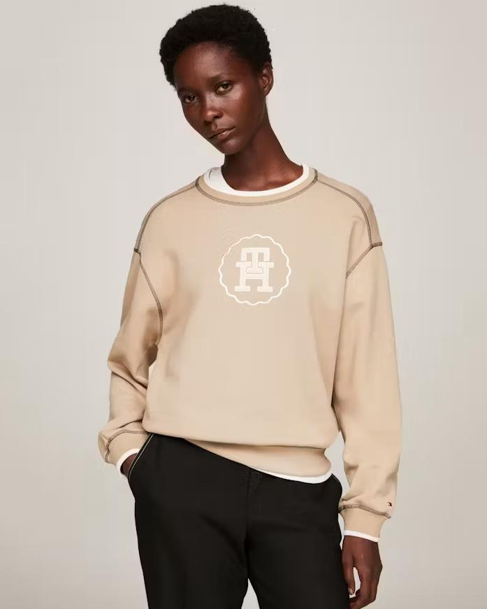 TOMMY HILFIGER Sweatshirt Size M NWT