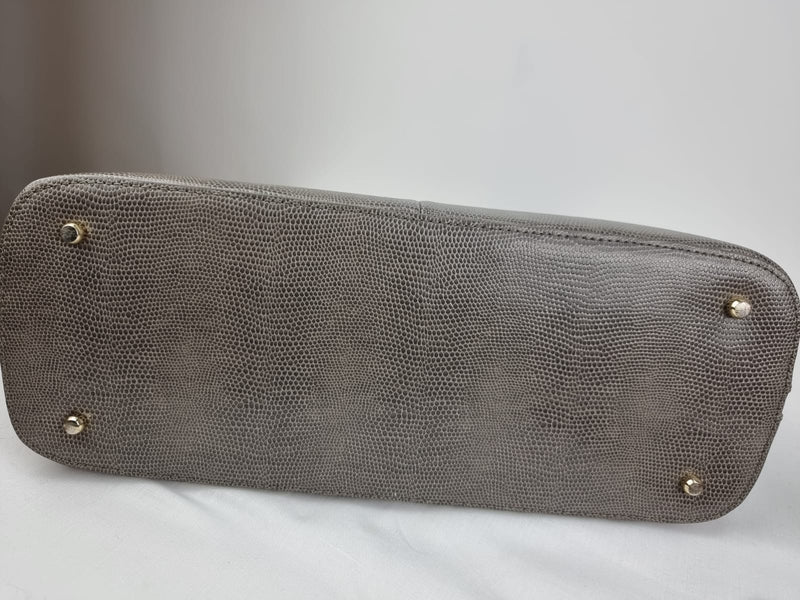 ZOHARA Dunluce Structured Short Handle Oval Grey Bag w Green Tassel