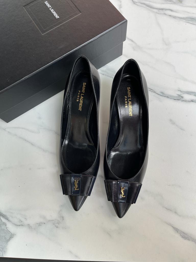 YVES SAINT LAURENT Kitten Heel Pumps Size 7