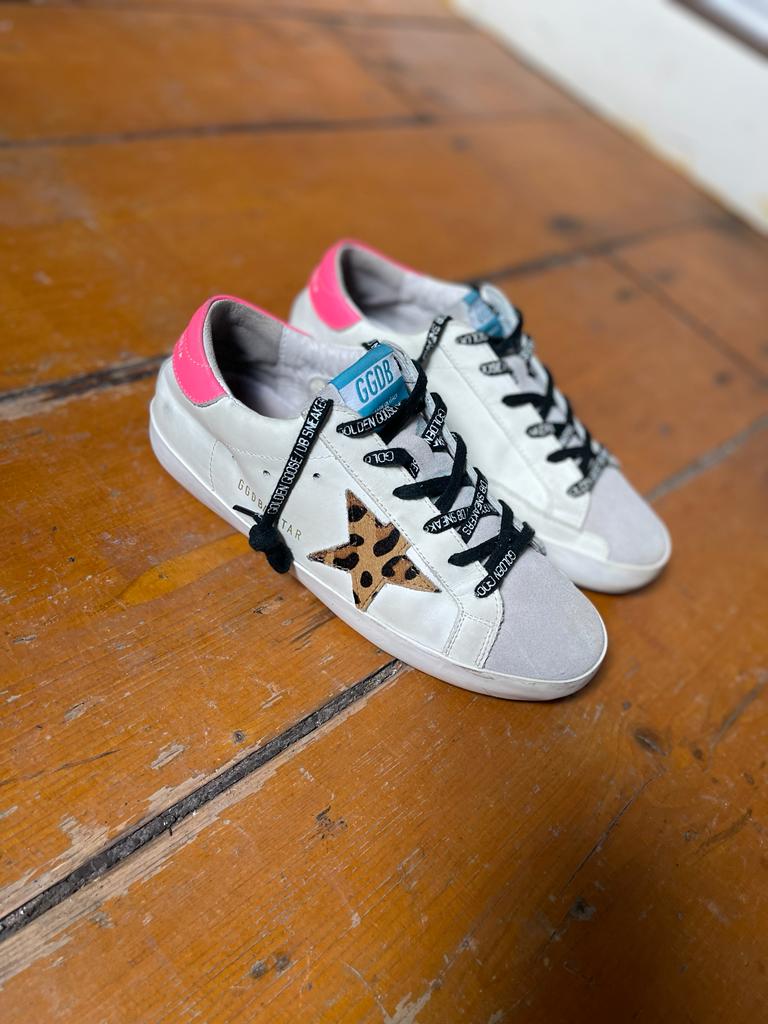 GOLDEN GOOSE SUPERSTAR Size 5 UK
