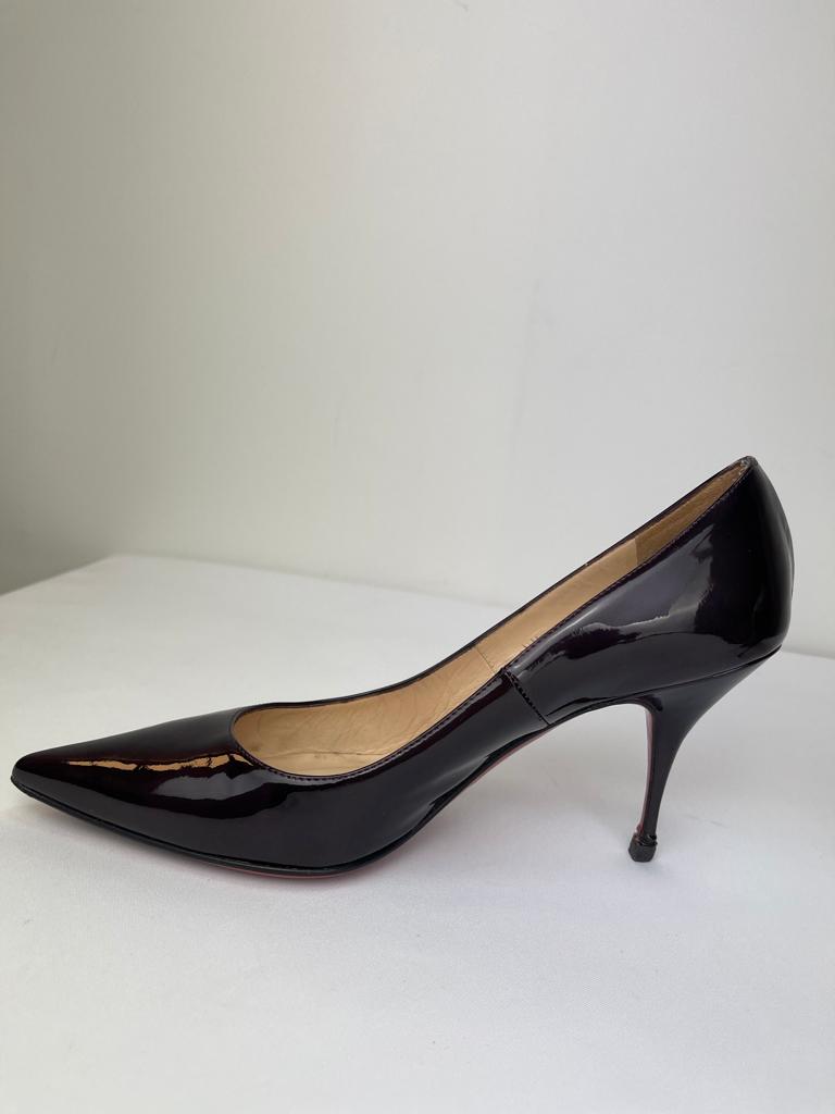 CHRISTIAN LOUBOUTIN Courts Size 4.5 UK