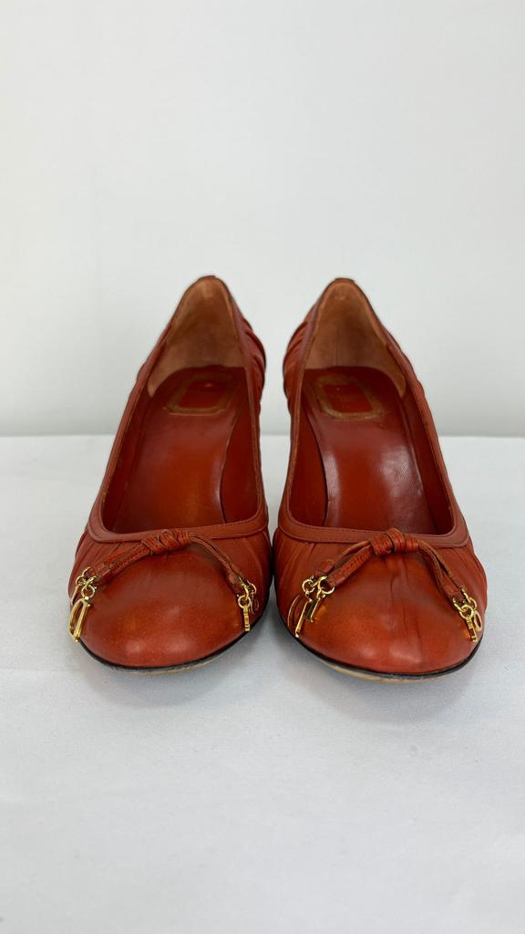 CHRISTIAN DIOR Courts Size 6.5 UK