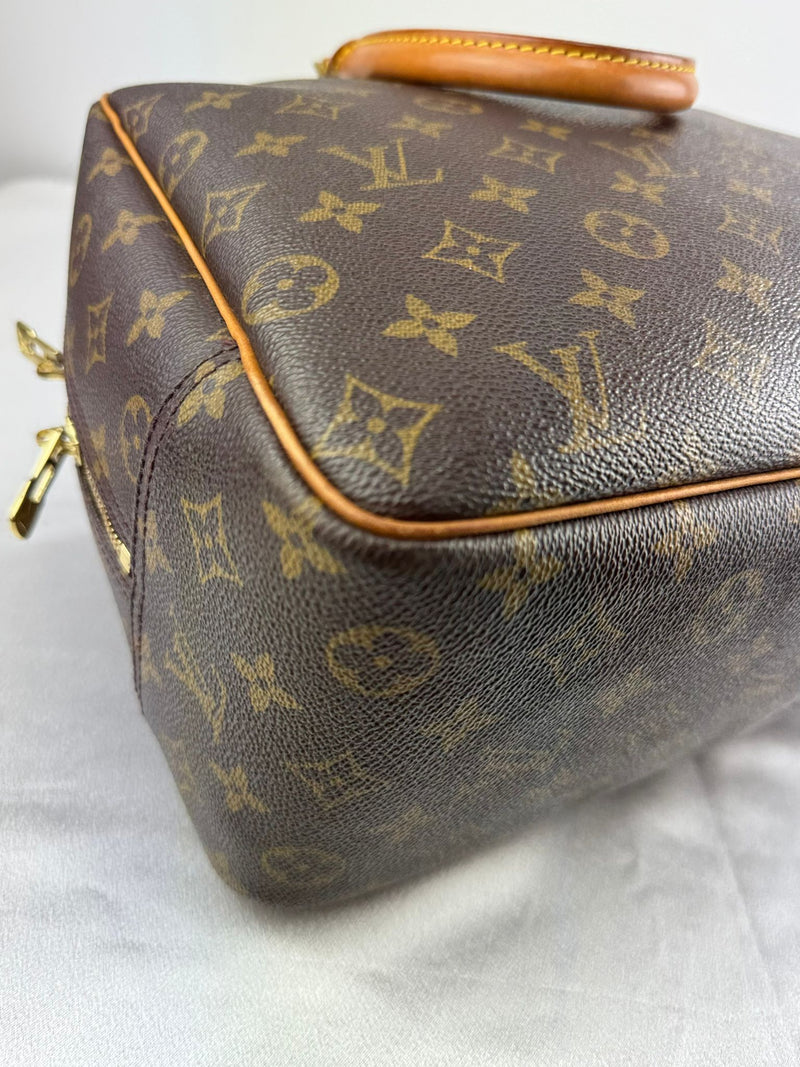 LOUIS VUITTON Deauville Handle Bag