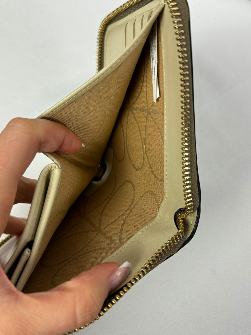 ORLA KIELY Wallet