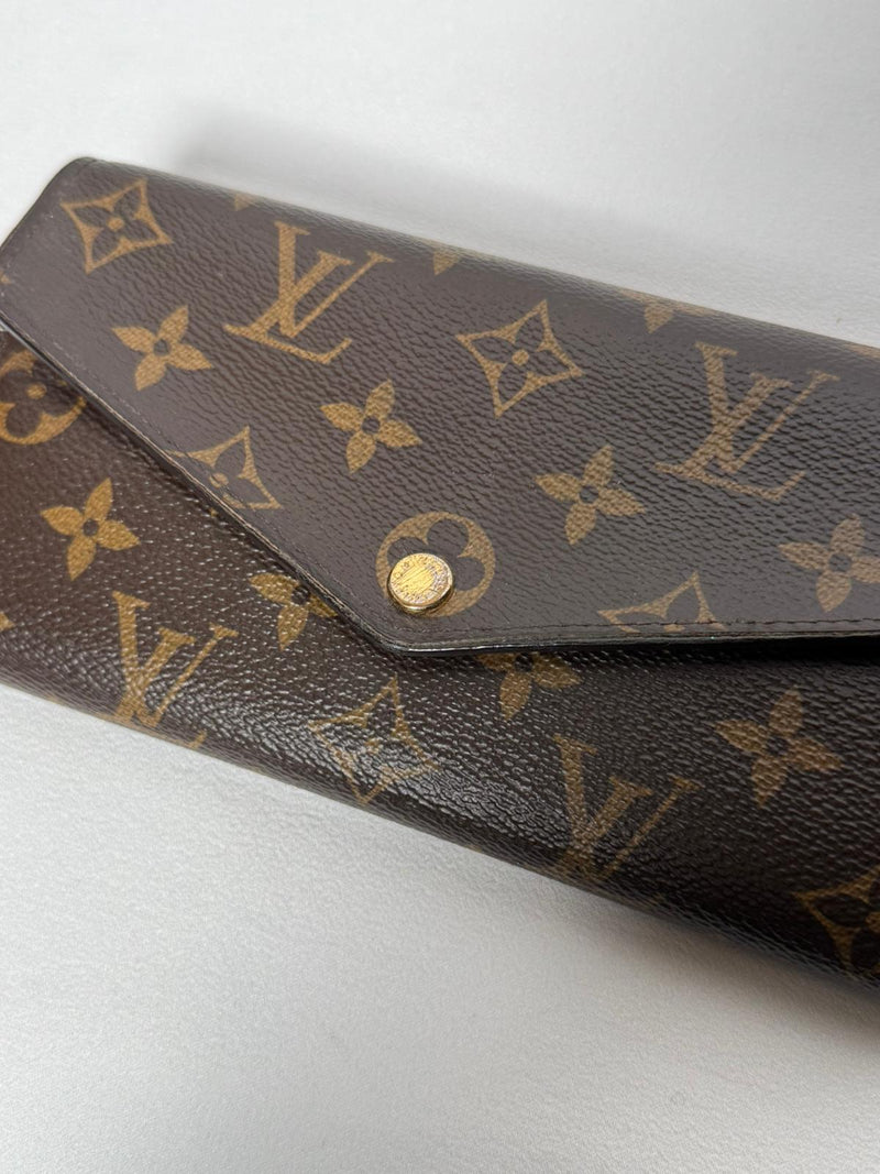 LOUIS VUITTON Monogram Canvas Sarah Wallet