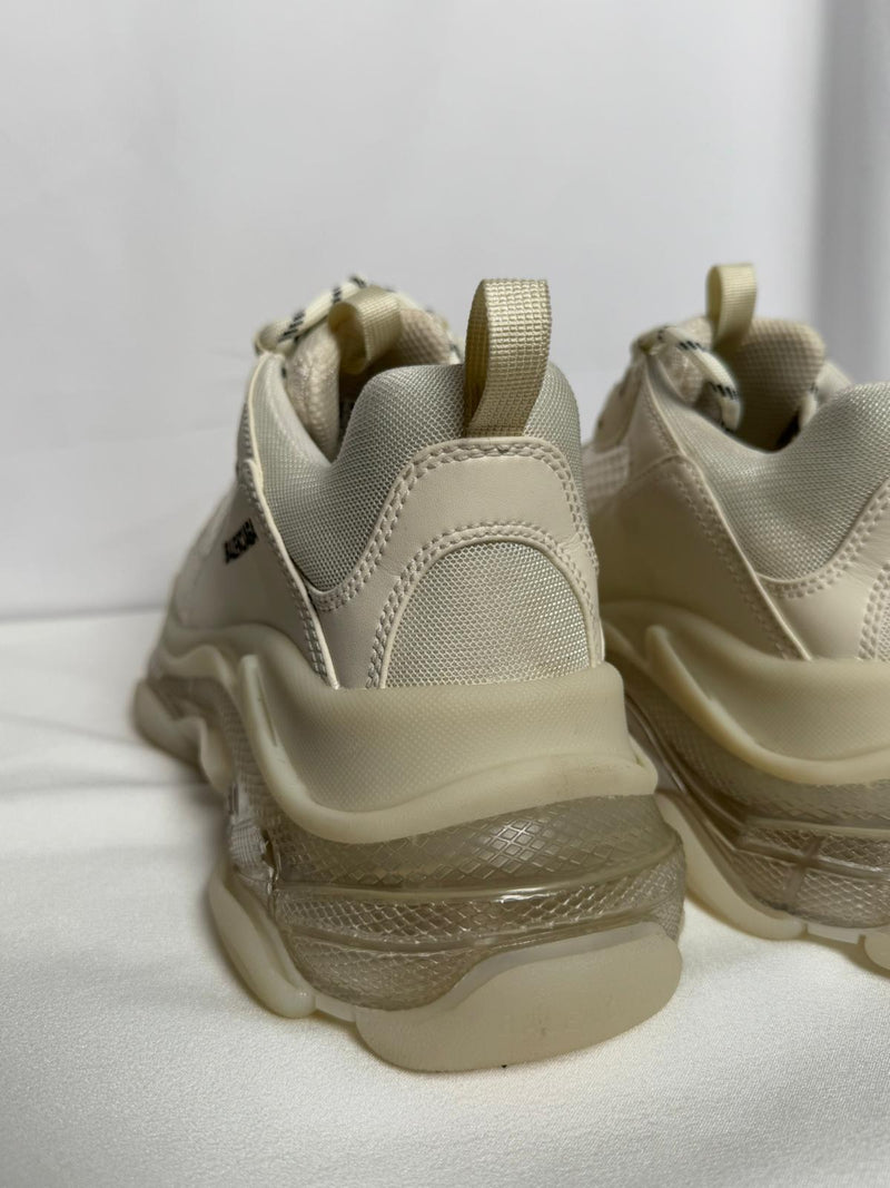 BALENCIAGA Triple S Trainers Size UK 8