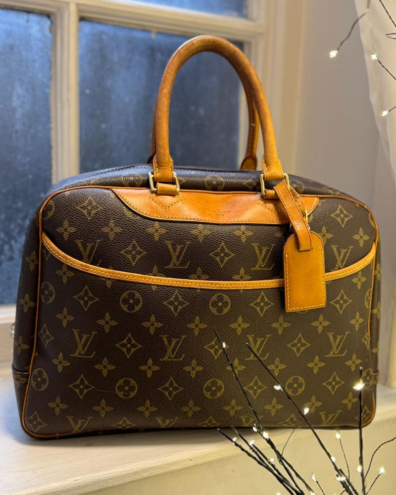 LOUIS VUITTON Deauville Handle Bag