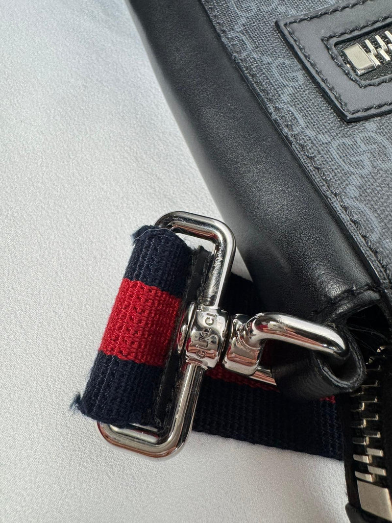 GUCCI GG Supreme Crossbody