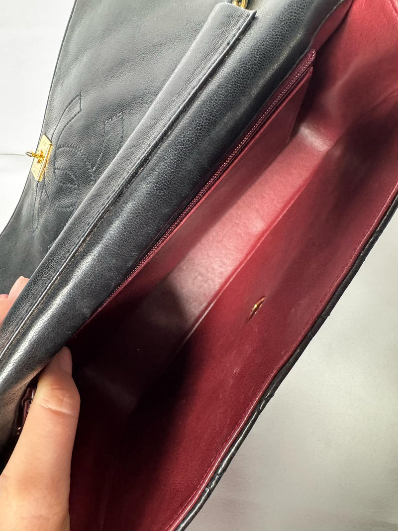 CHANEL Classic Single Flap Bag