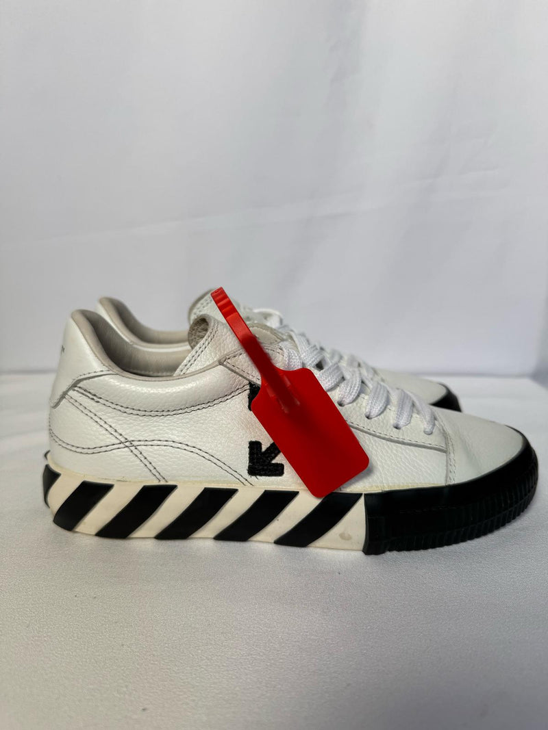 OFF-WHITE Trainers Size UK 5