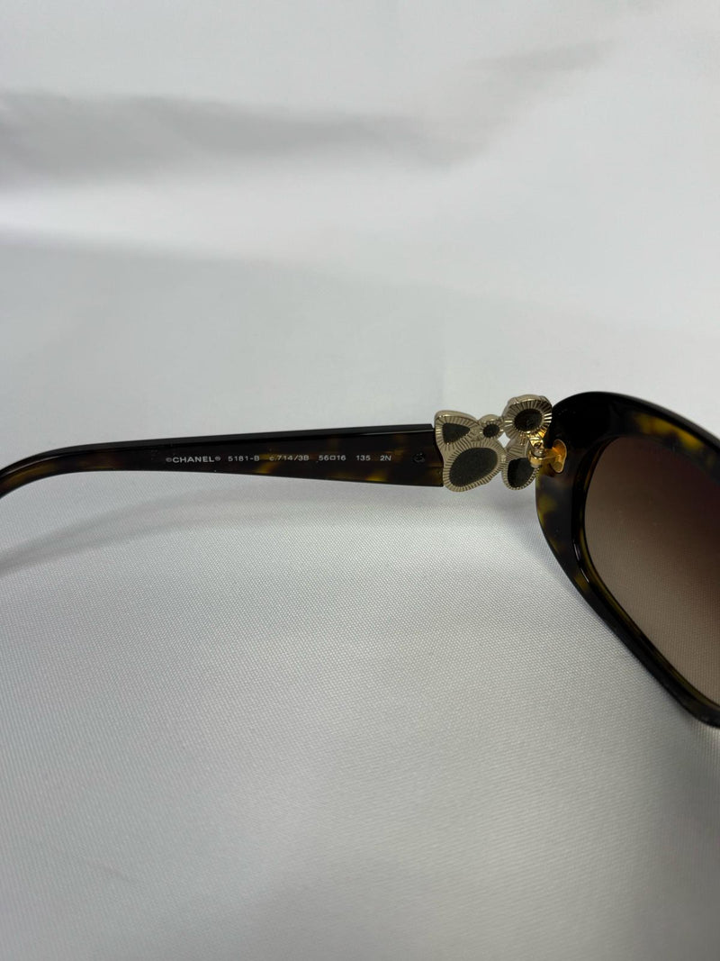 CHANEL Sunglasses