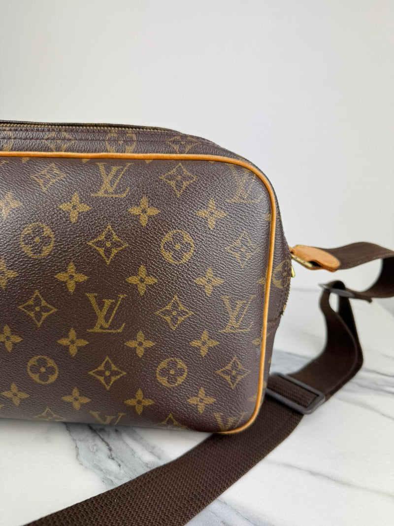 LOUIS VUITTON Reporter Crossbody Bag