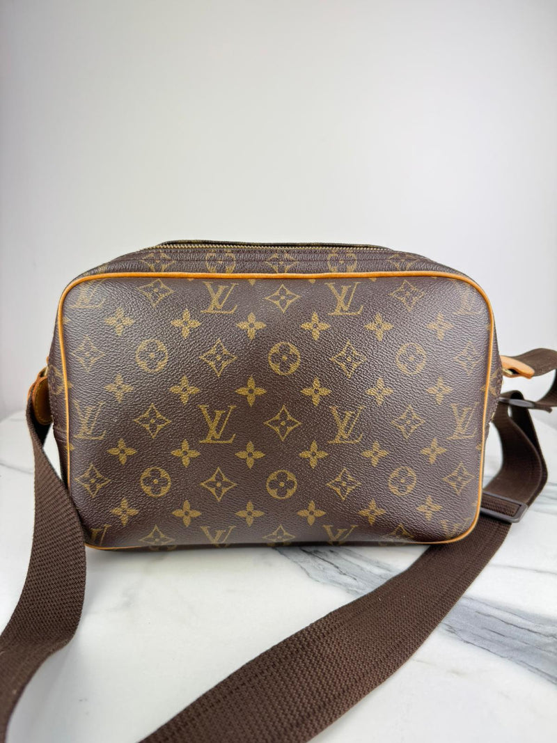 LOUIS VUITTON Reporter Crossbody Bag