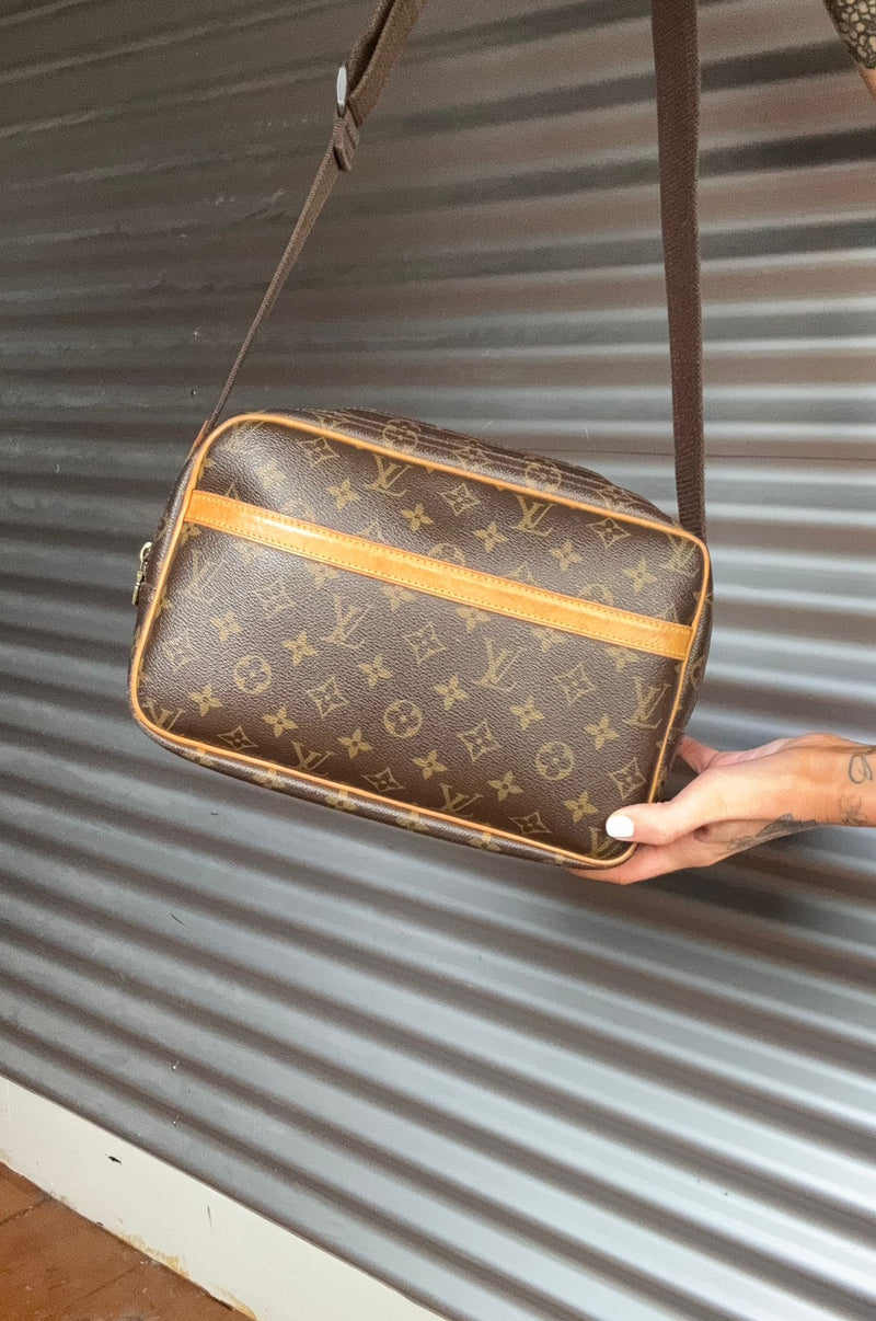 LOUIS VUITTON Reporter Crossbody Bag