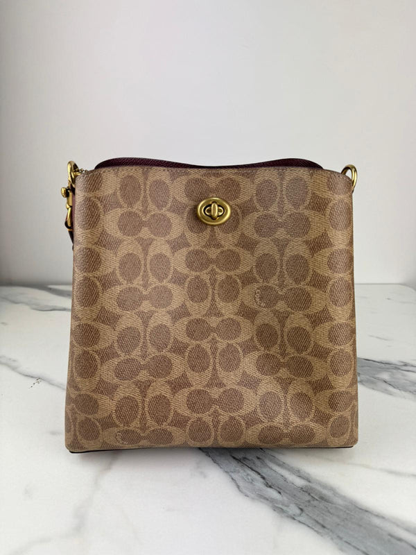 COACH Shoulder Bag
