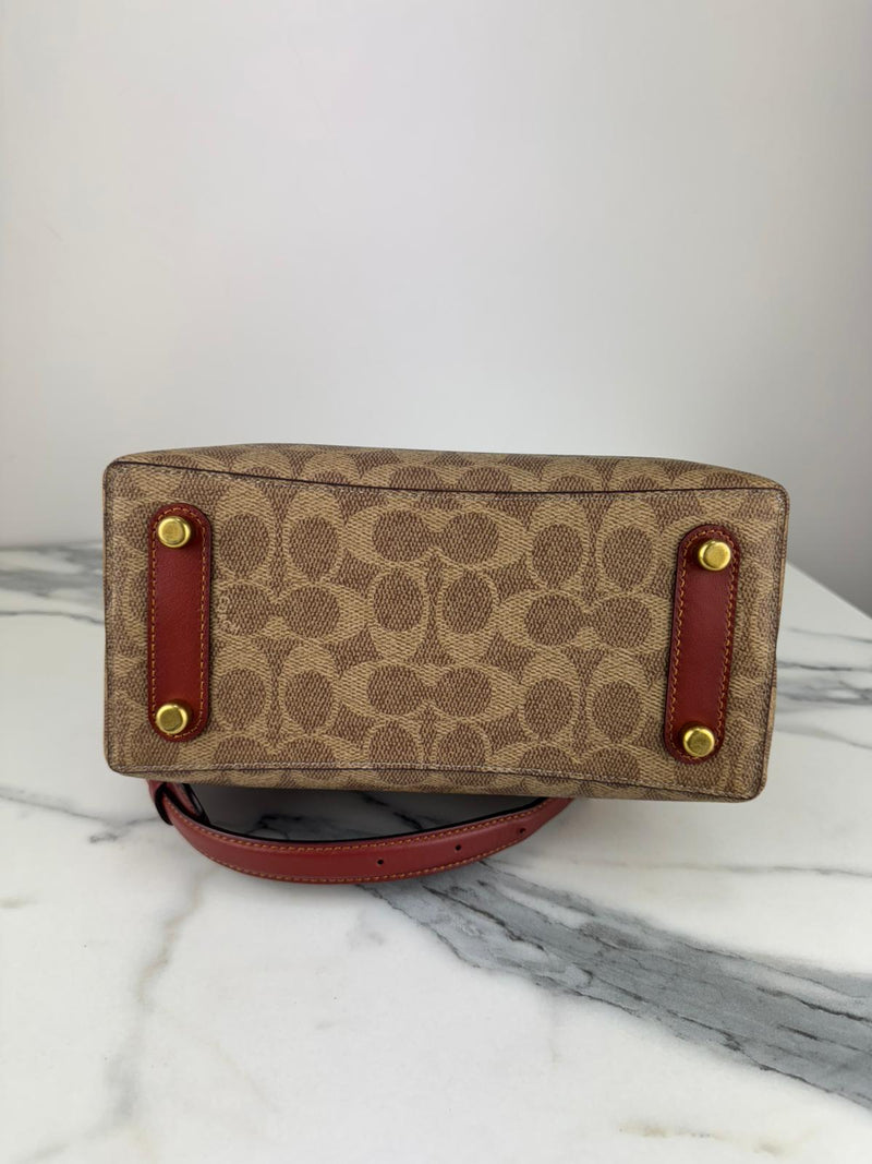 COACH Shoulder Bag