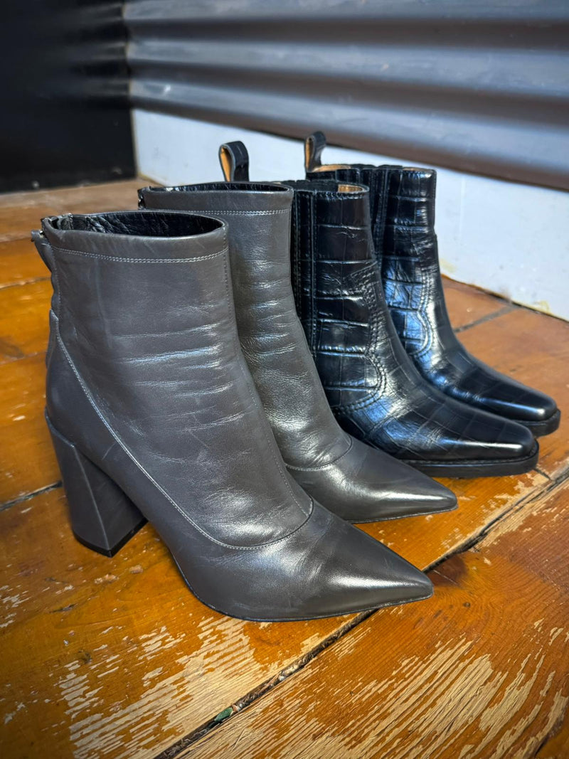 DOROTHEE SCHUMACHER Boots Size UK 5