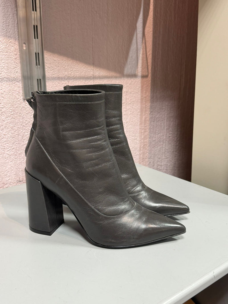 DOROTHEE SCHUMACHER Boots Size UK 5