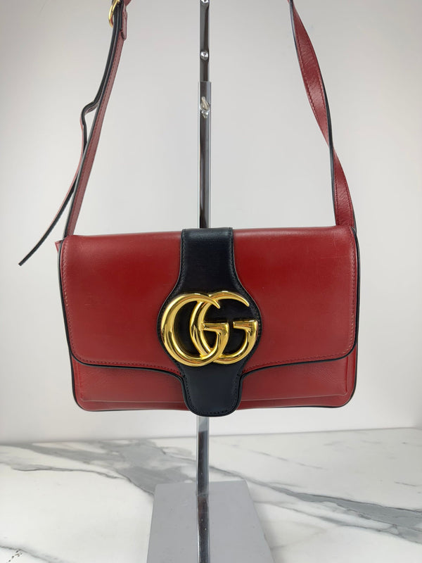 GUCCI Arli Crossbody Bag