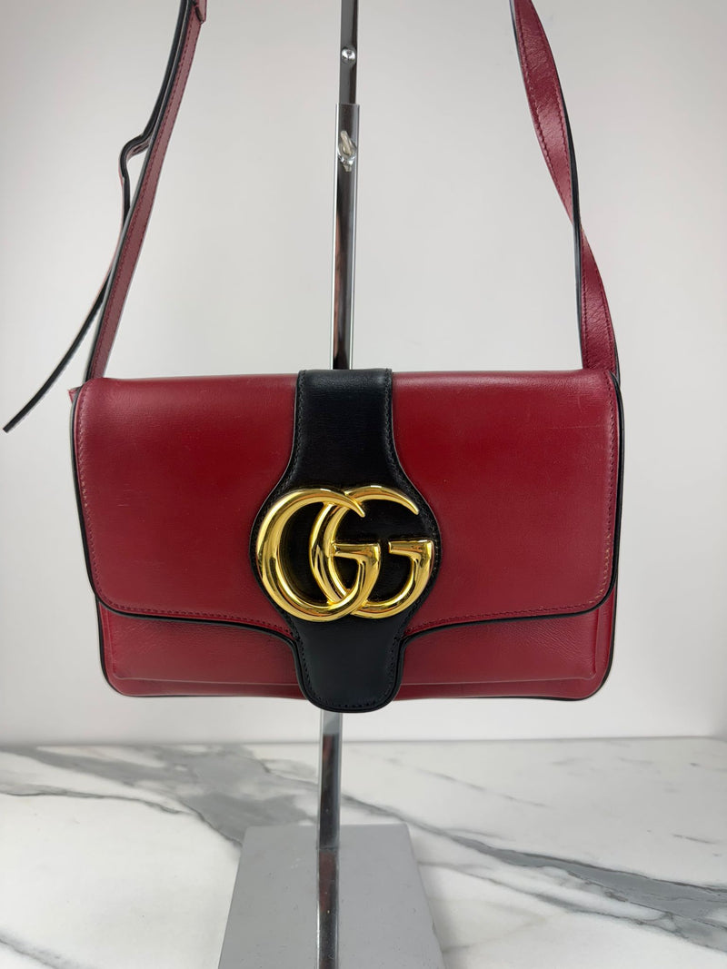 GUCCI Arli Crossbody Bag