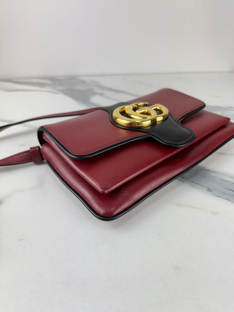 GUCCI Arli Crossbody Bag