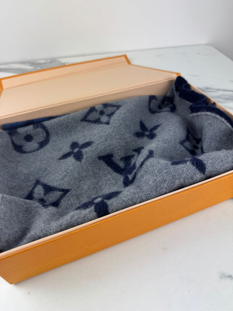 LOUIS VUITTON Dawn to Dusk Cashmere Scarf