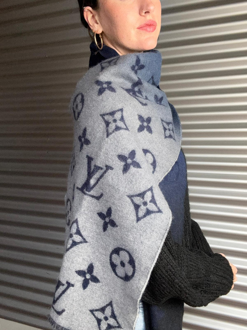 LOUIS VUITTON Dawn to Dusk Cashmere Scarf