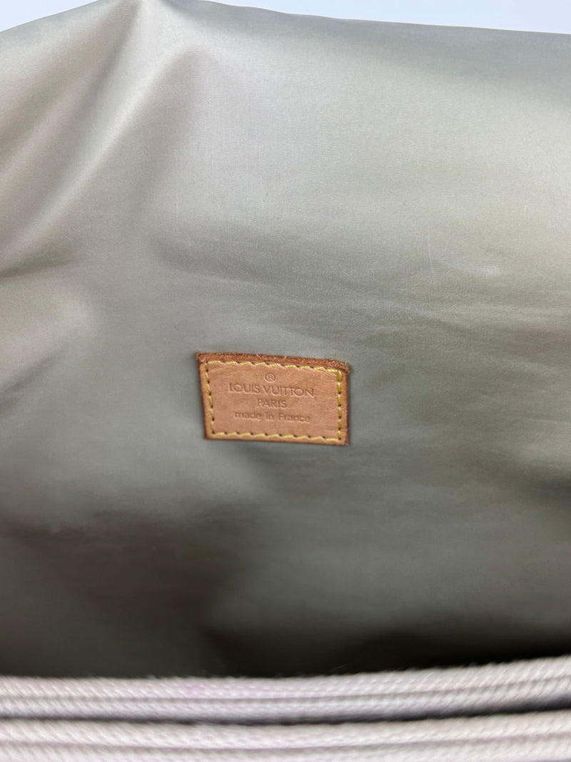 LOUIS VUITTON Messenger Shoulder Bag