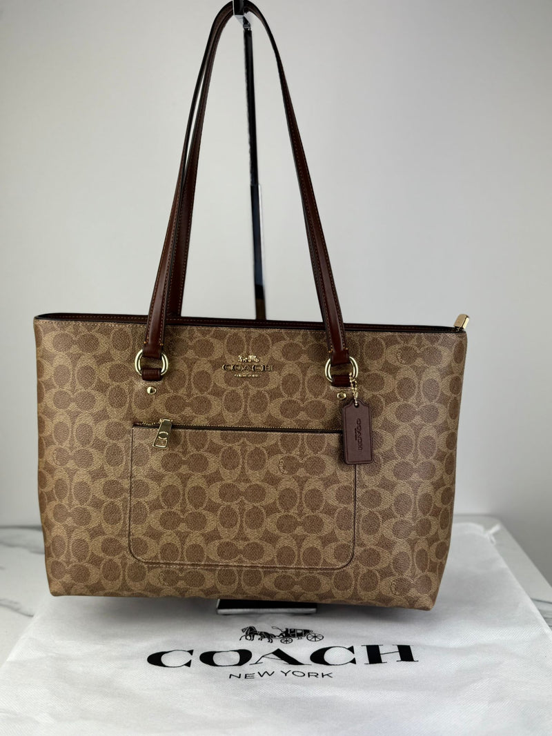 COACH Shoulder Bag