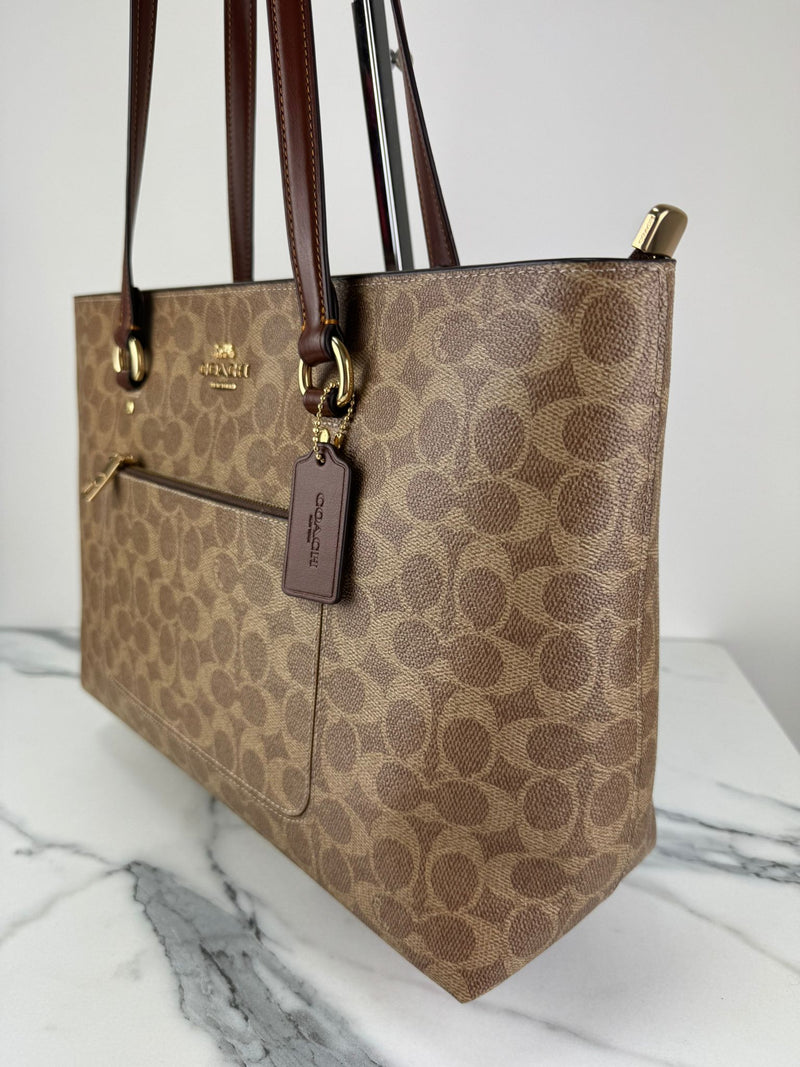 COACH Shoulder Bag