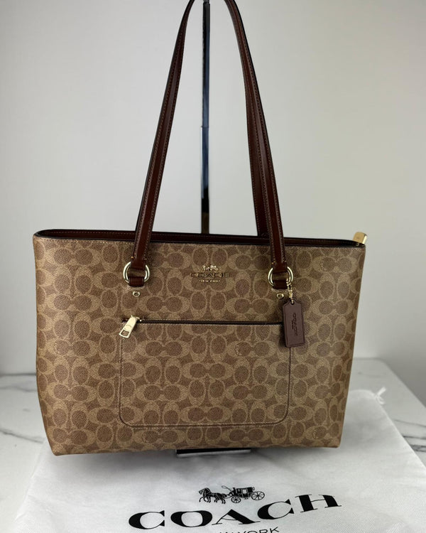 COACH Shoulder Bag