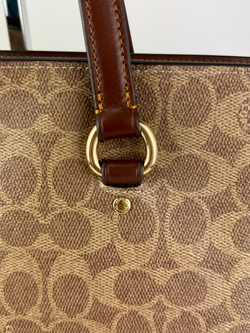 COACH Shoulder Bag