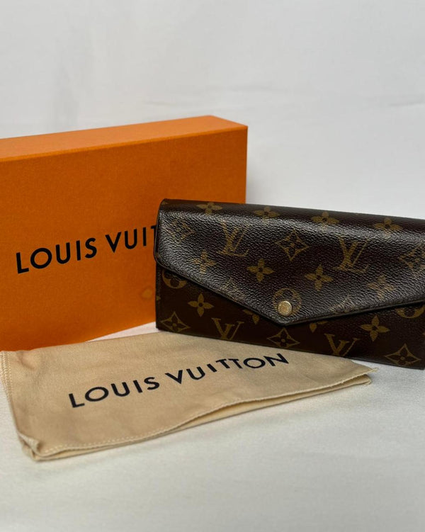 LOUIS VUITTON Monogram Canvas Sarah Wallet