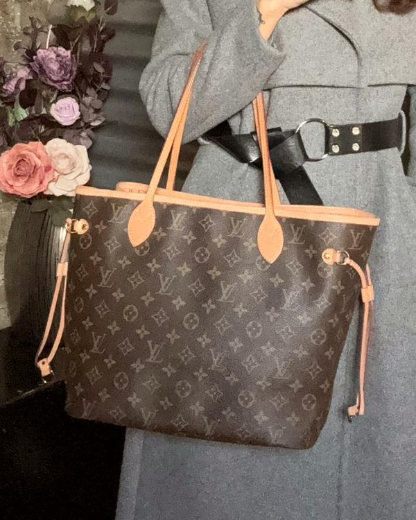 LOUIS VUITTON MM Monogram Neverfull Tote Bag