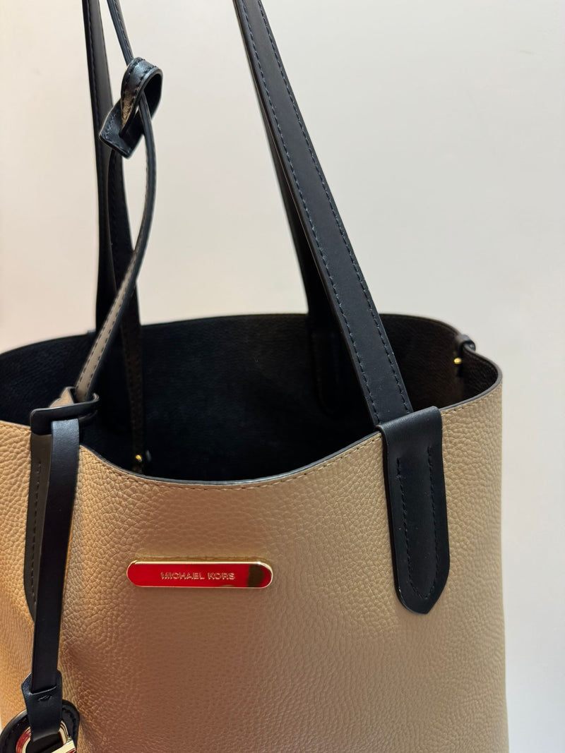 MICHAEL KORS Reversible Shopper Bag