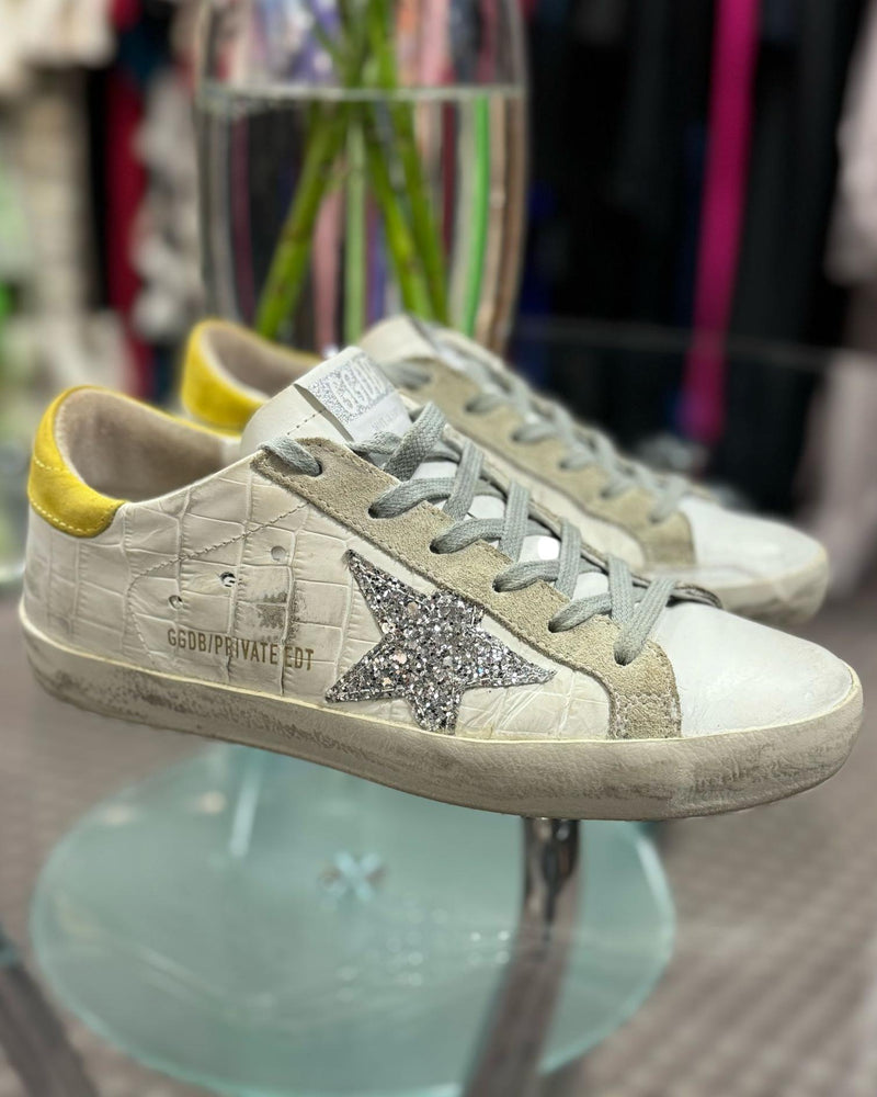 GOLDEN GOOSE Superstar Low Top Sneakers Size 4 UK