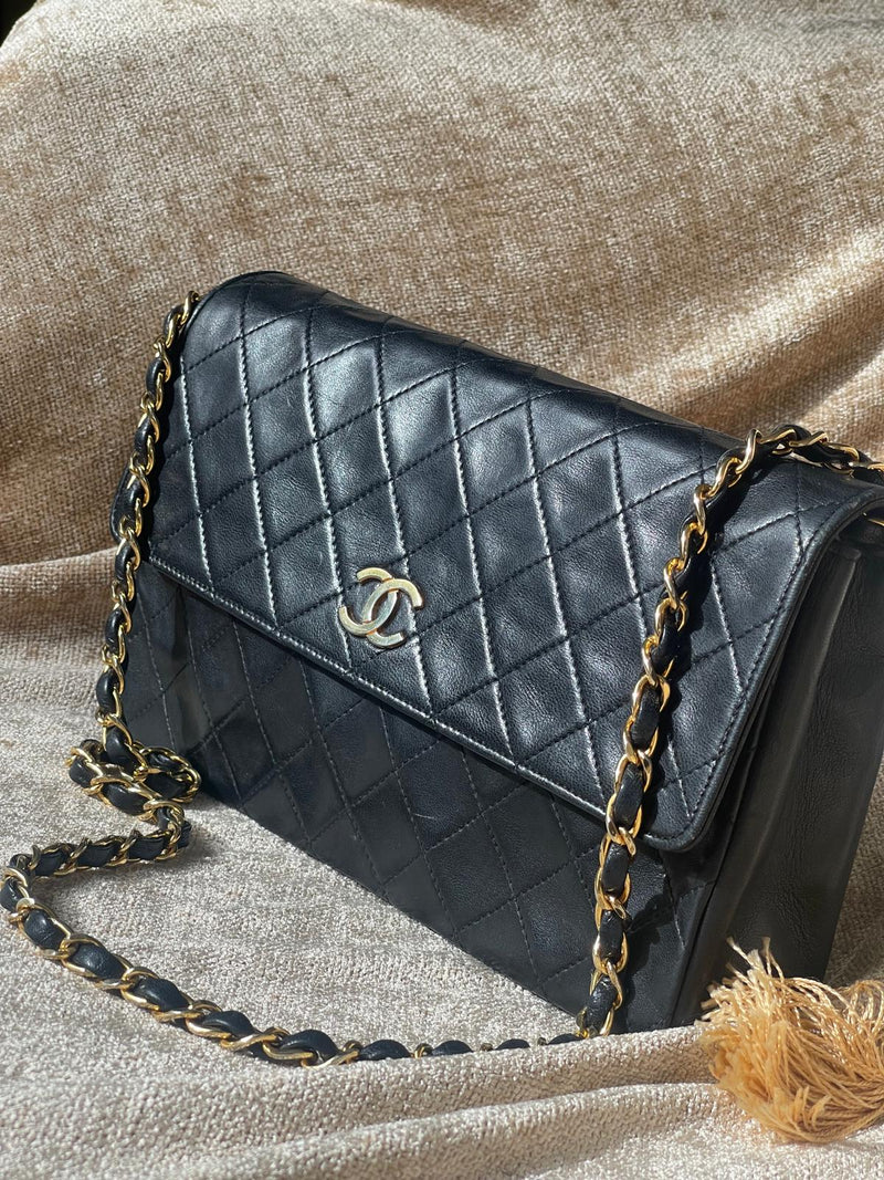 CHANEL Classic Single Flap Bag