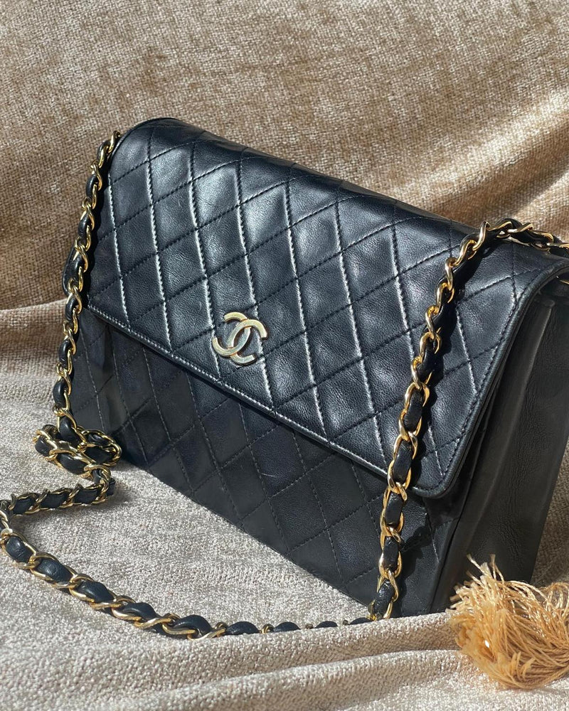 CHANEL Classic Single Flap Bag