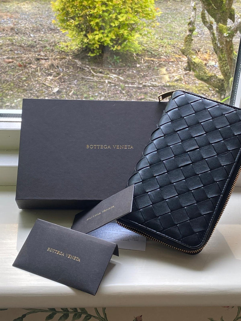 BOTTEGA VENETA Intrecciato Wallet