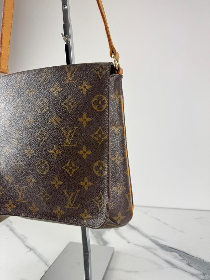 LOUIS VUITTON Musette Salsa Shoulder Bag