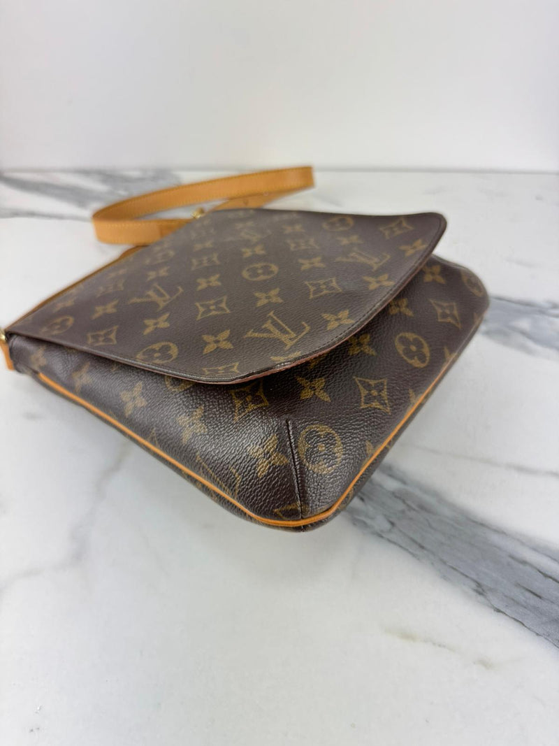 LOUIS VUITTON Musette Salsa Shoulder Bag