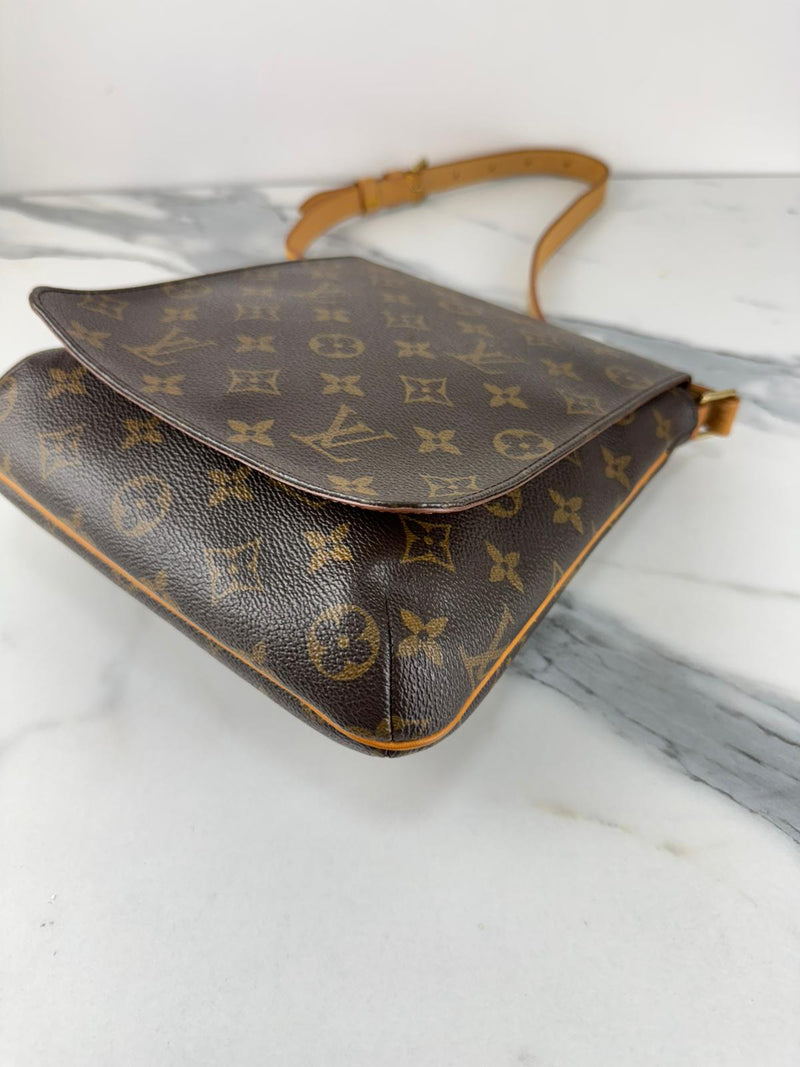 LOUIS VUITTON Musette Salsa Shoulder Bag