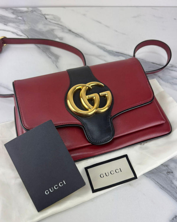 GUCCI Arli Crossbody Bag