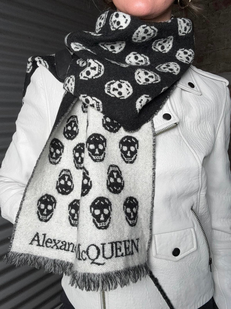 ALEXANDER MCQUEEN Reversible Wool Scarf