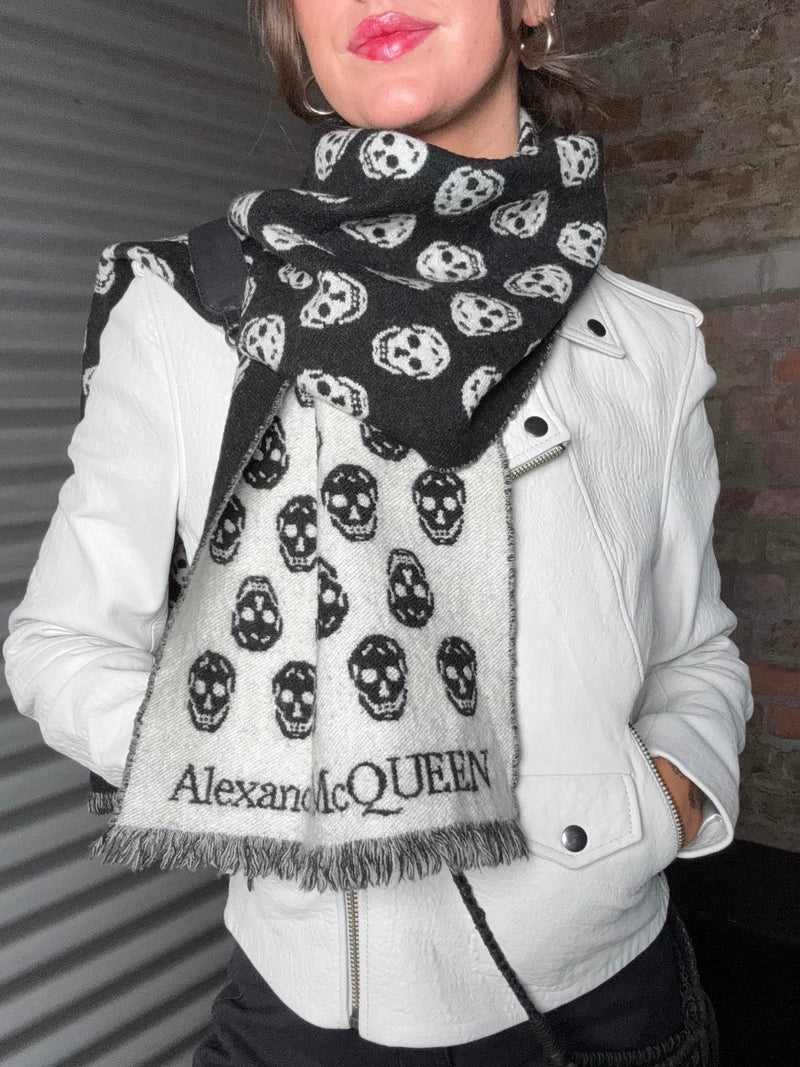 ALEXANDER MCQUEEN Reversible Wool Scarf