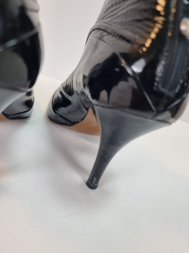 MIEZKO Black Patent Leather Heel
