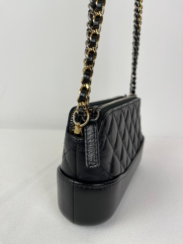 CHANEL Gabrielle Clutch With Chain